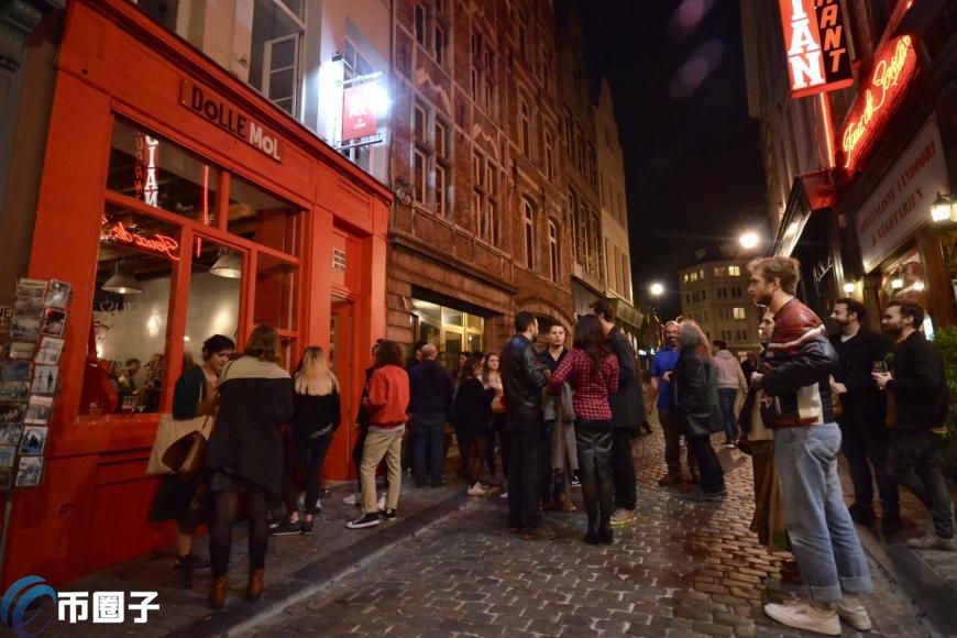 布鲁塞尔酒吧Dolle Mol café接受加密支付 老板：比特币是未来货币